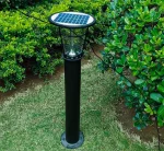 đèn trụ sân vườn năng lượng mặt trời